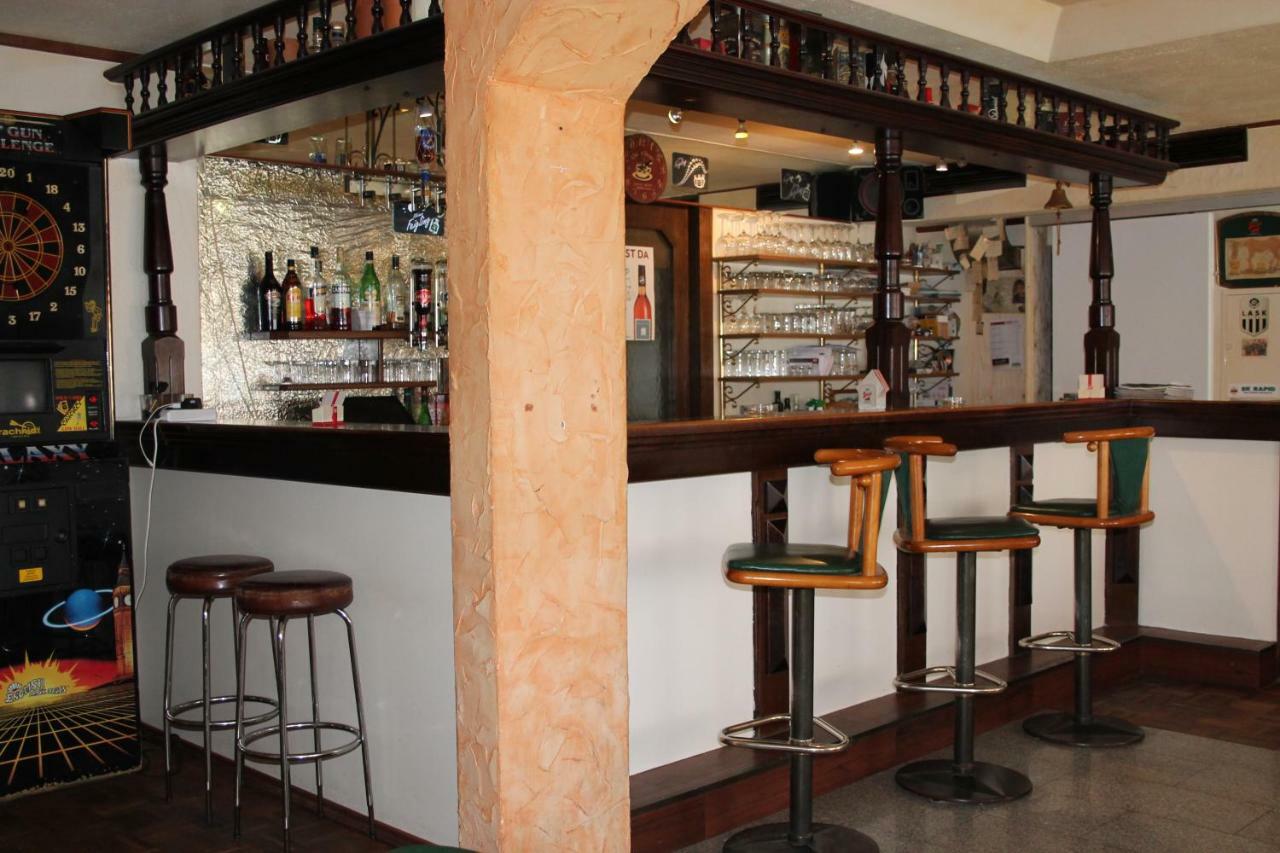 Gasthof-Cafe-Risano Haslach an der Muhl Exterior photo